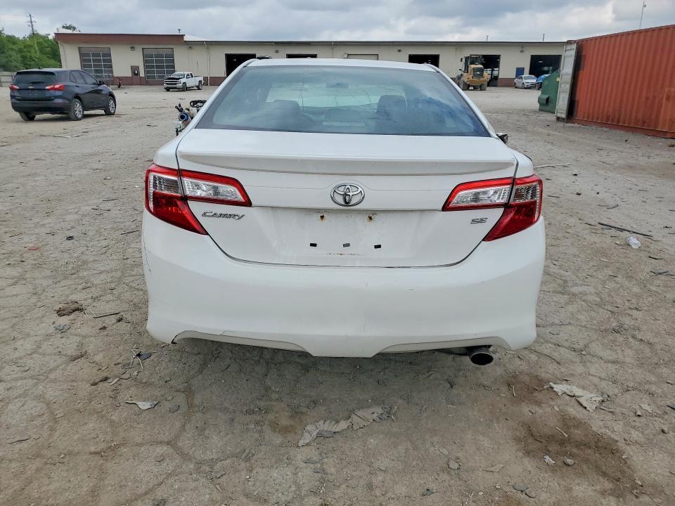 2013 Toyota Camry se