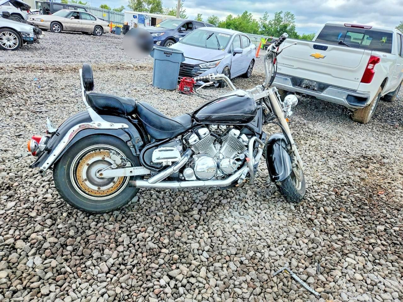 2000 Yamaha XVZ13 AT
