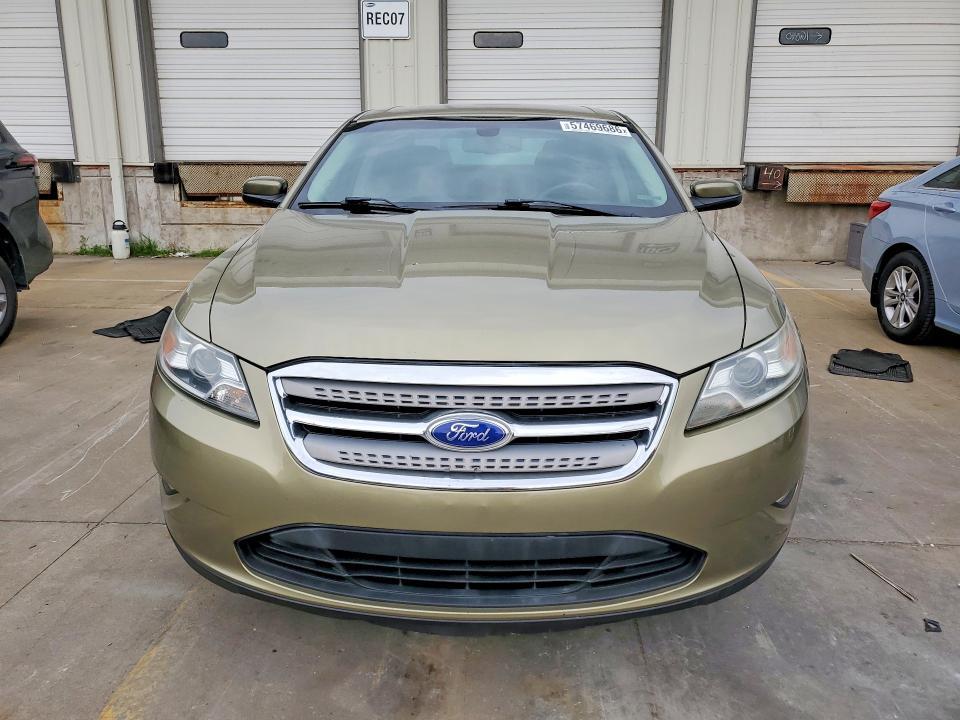 2012 Ford Taurus