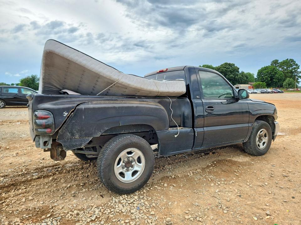 2002 GMC New Sierra C1500