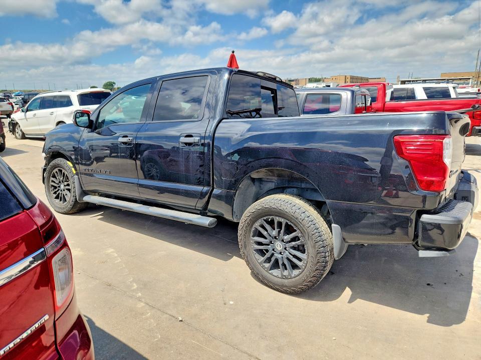 2018 Nissan Titan