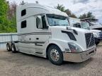 2007 Volvo VNL Semi Truck