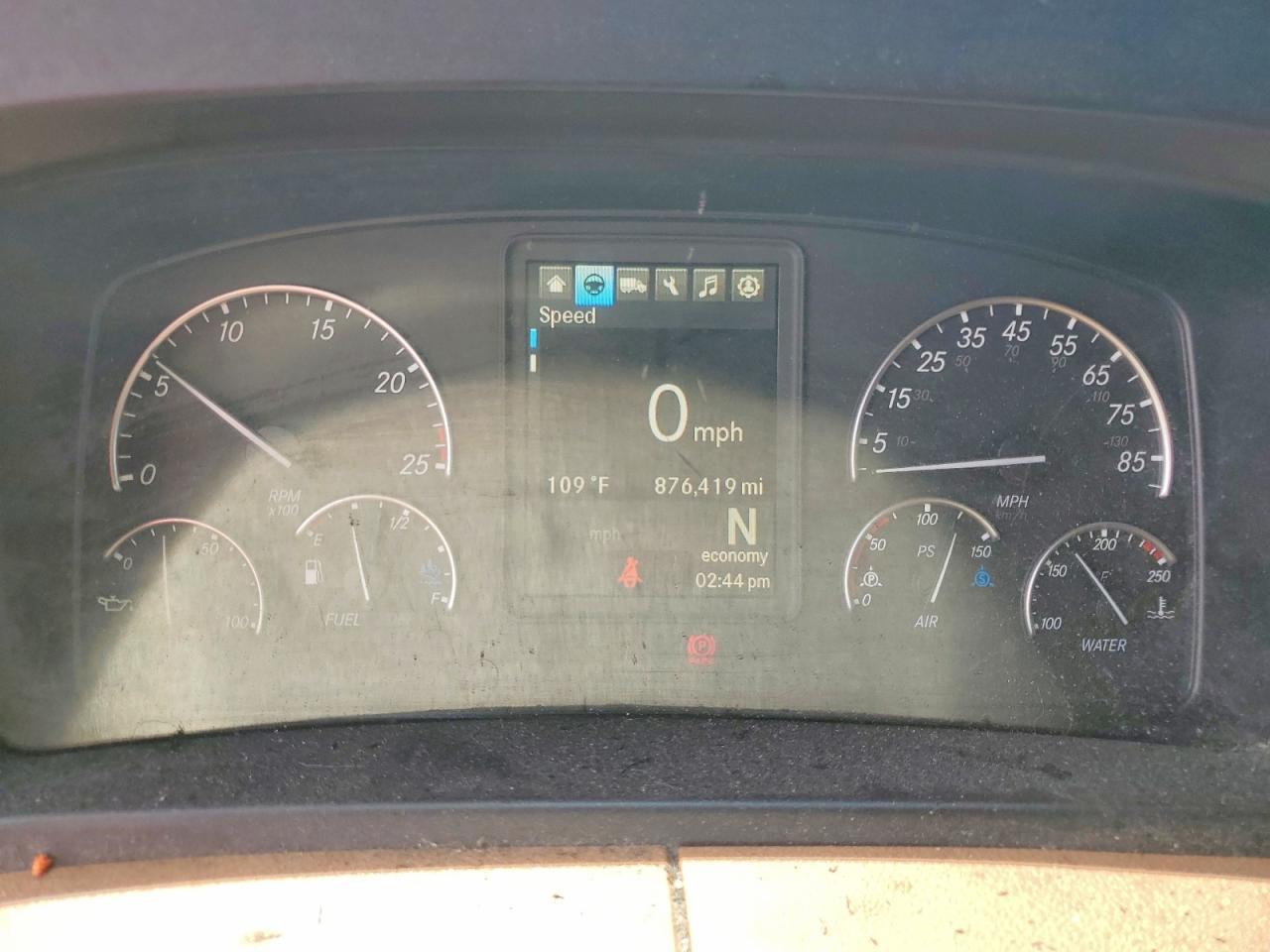 2020 Freightliner Cascadia 126 Semi Truck