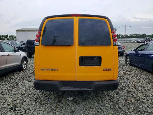 2004 GMC Savana G2500
