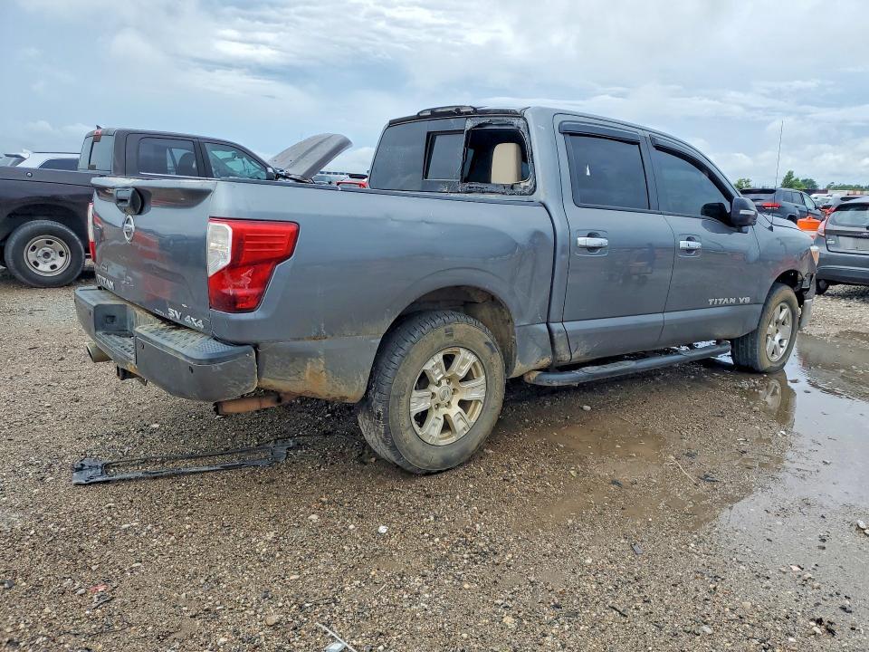 2018 Nissan Titan SV
