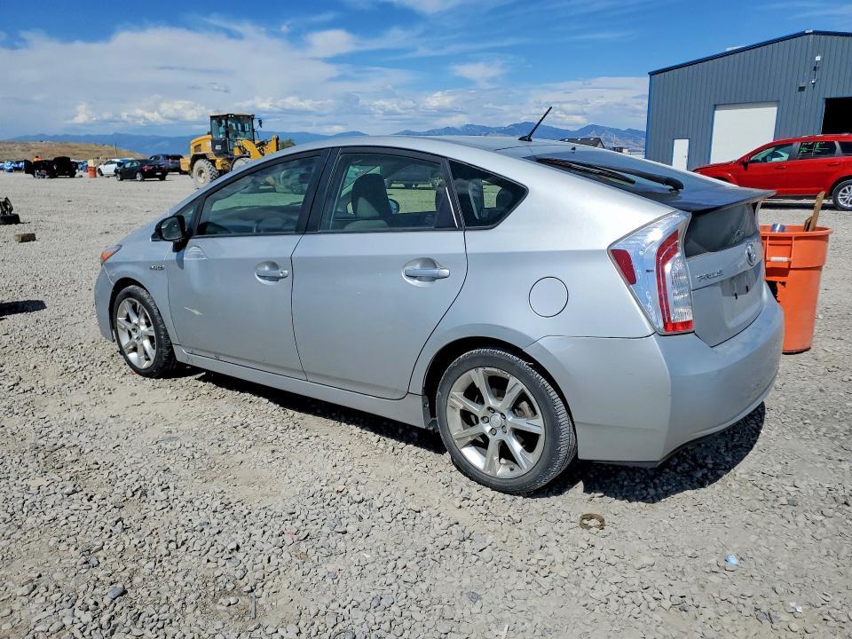 2014 Toyota Prius two