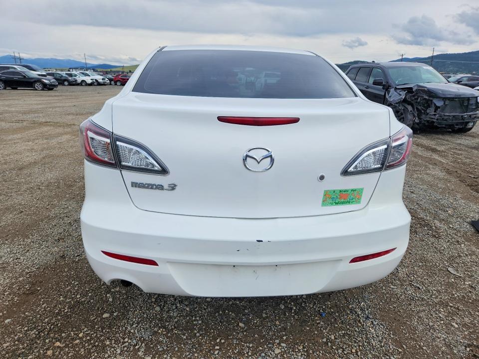 2013 Mazda 3 I