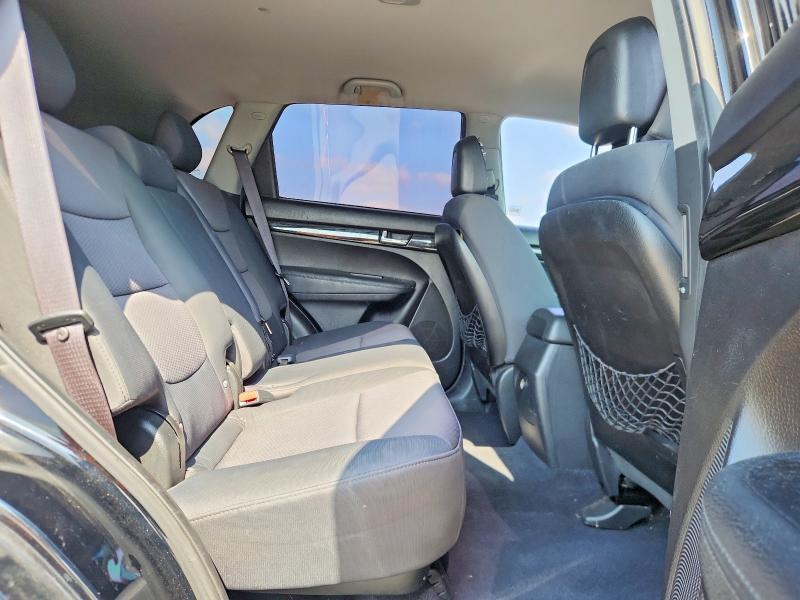 2013 KIA Sorento lx