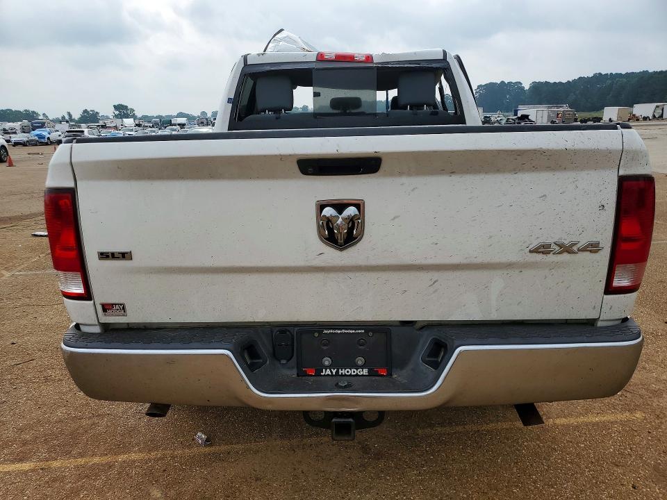 2020 Dodge RAM 1500 Classic SLT