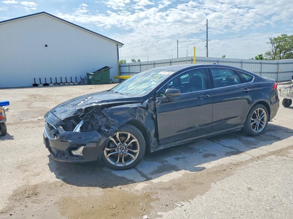2020 Ford Fusion Titanium