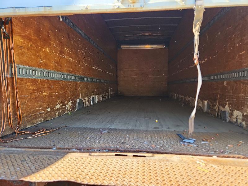 2014 Isuzu Nrr box Truck