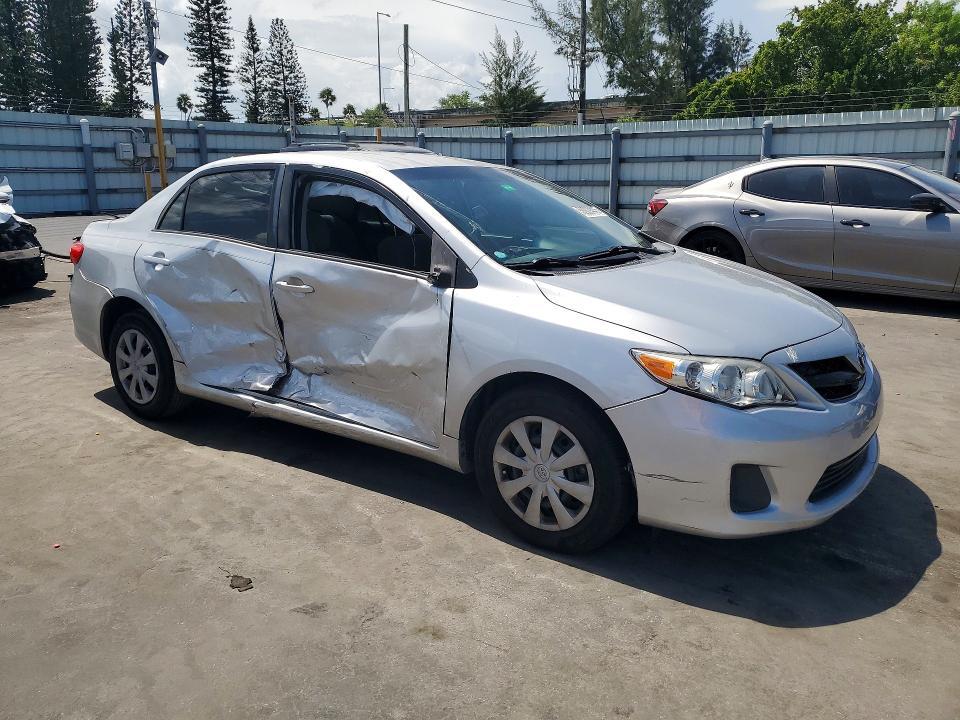 2011 Toyota Corolla le