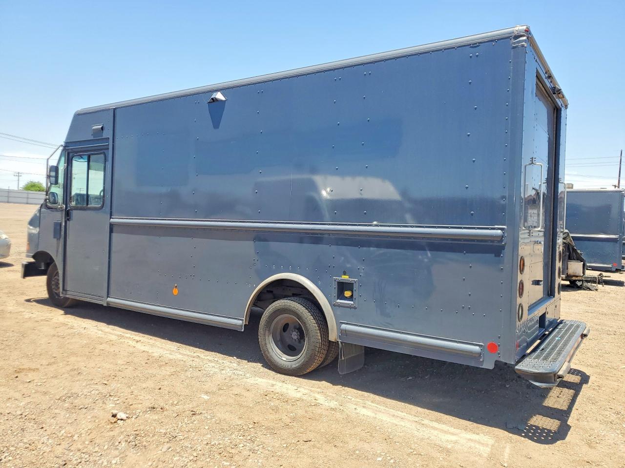 2019 Ford E450 Delivery Truck
