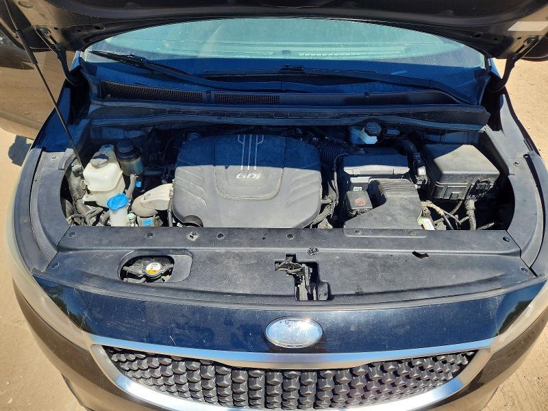 2015 KIA Sedona lx