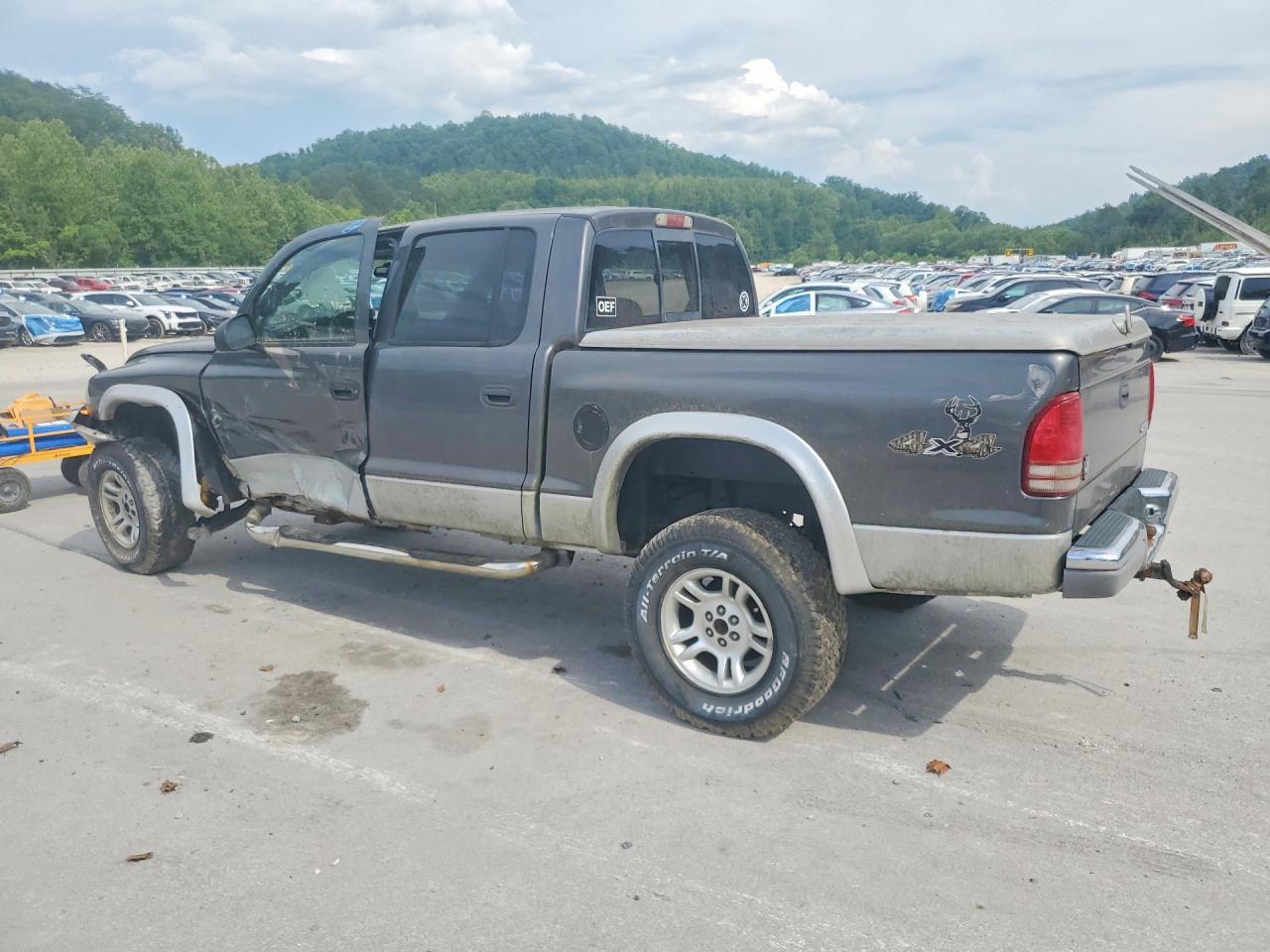 2003 Dodge Dakota Quad SLT
