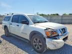 2015 Nissan Titan SV