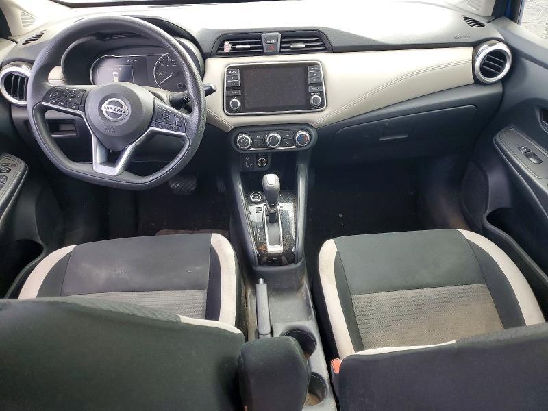 2020 Nissan Versa sv