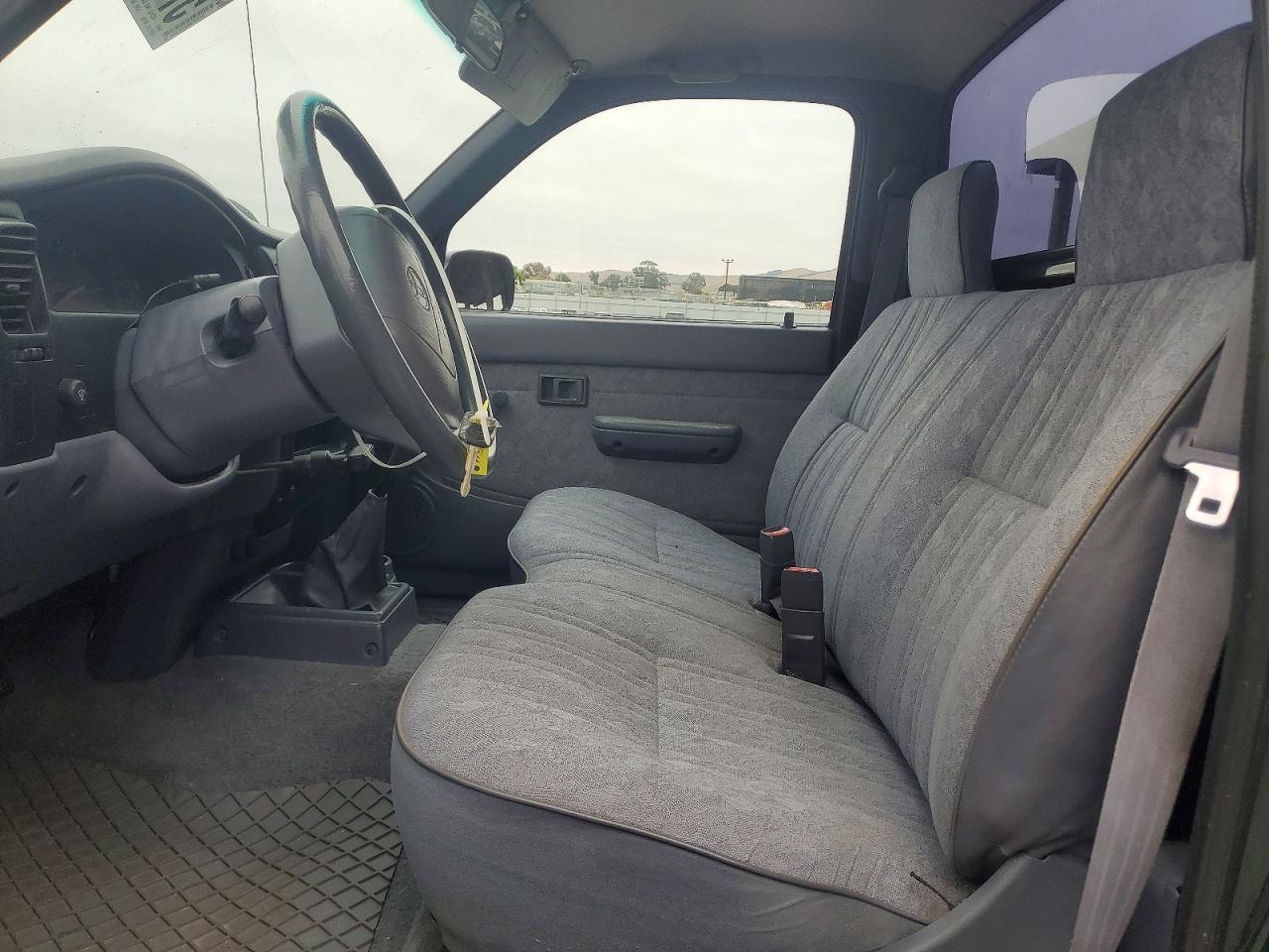 2000 Toyota Tacoma Base