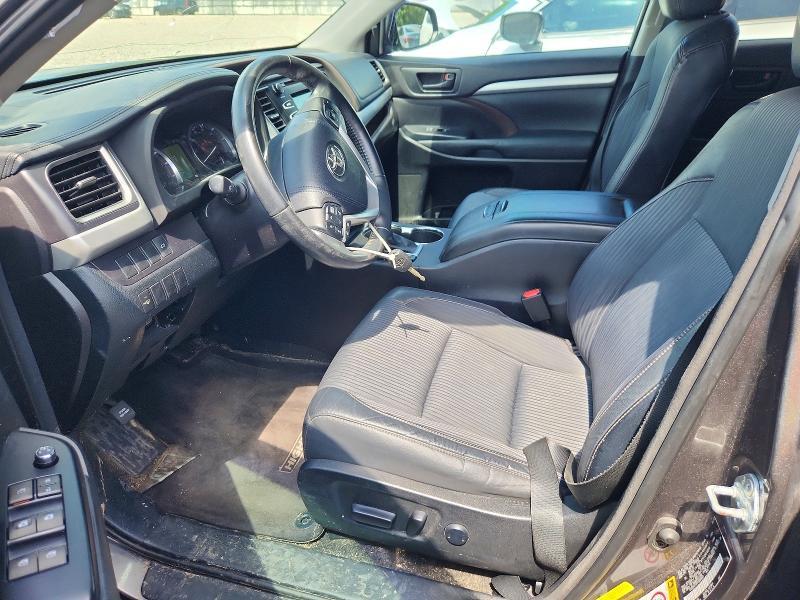 2015 Toyota Highlander le Plus