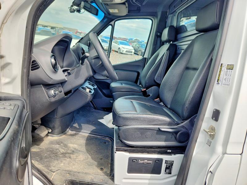 2021 Mercedes-Benz Sprinter 2500 Delivery van