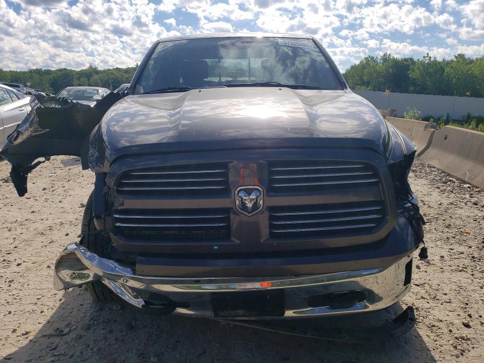 2015 Dodge RAM 1500 SLT