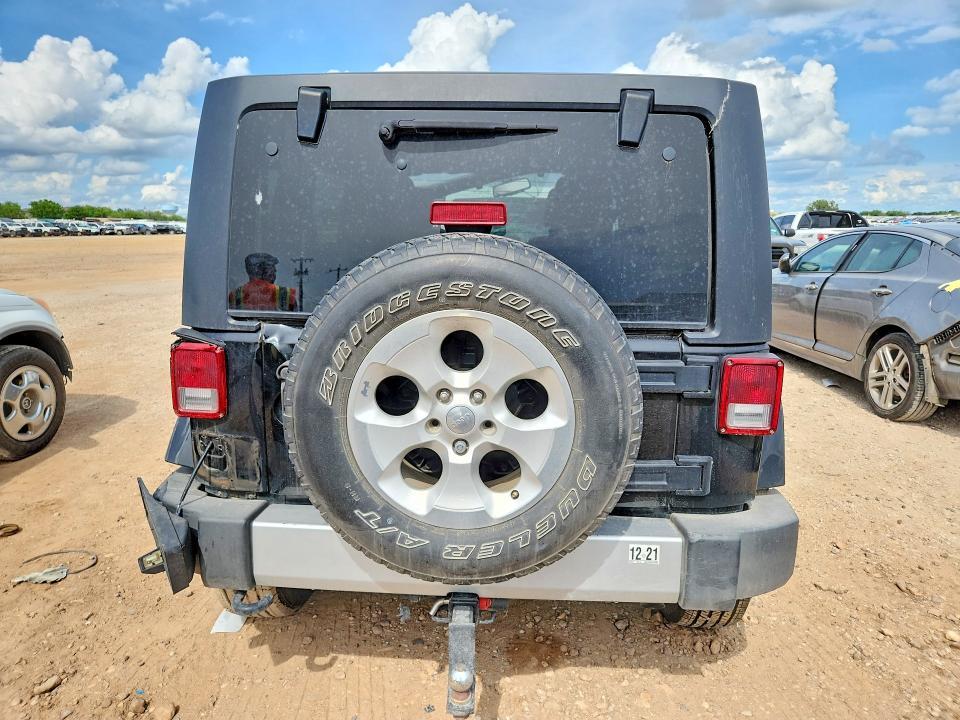 2015 Jeep Wrangler Unlimited Sahara