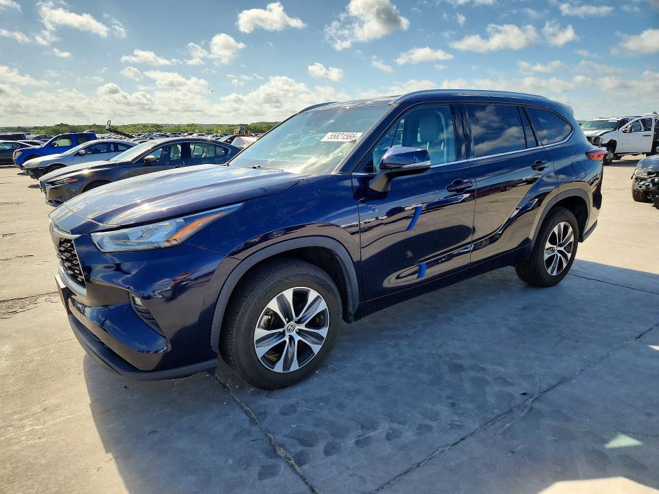 2020 Toyota Highlander xle