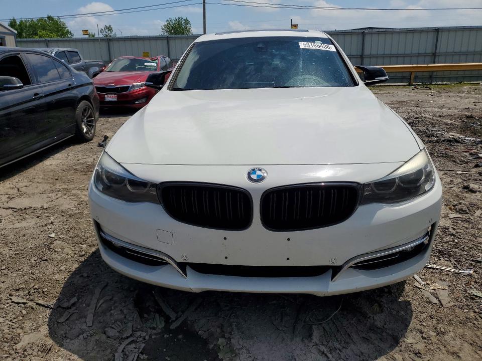 2018 BMW 330 Xigt