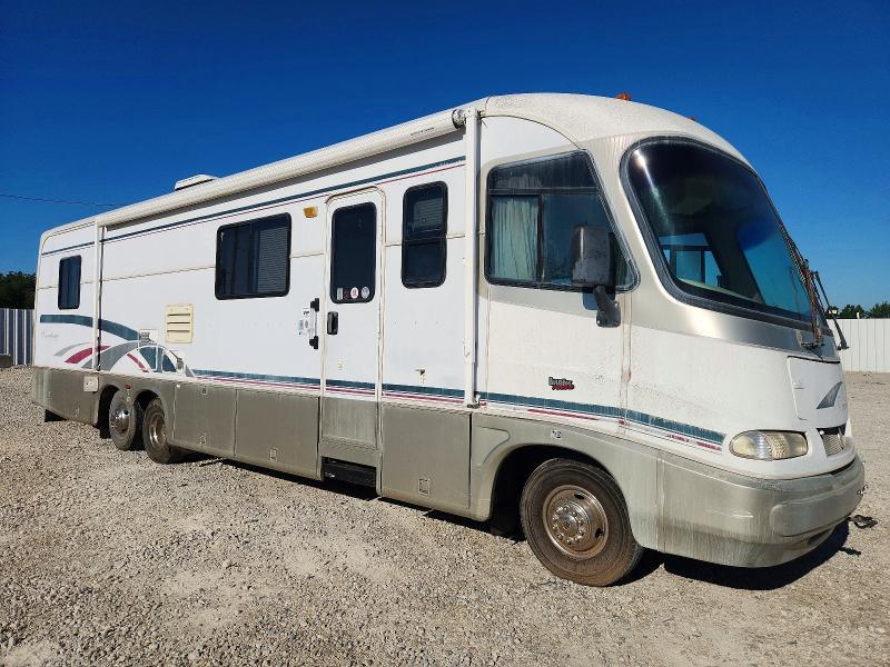 1997 Monaco Coa Ch Vacationer rv