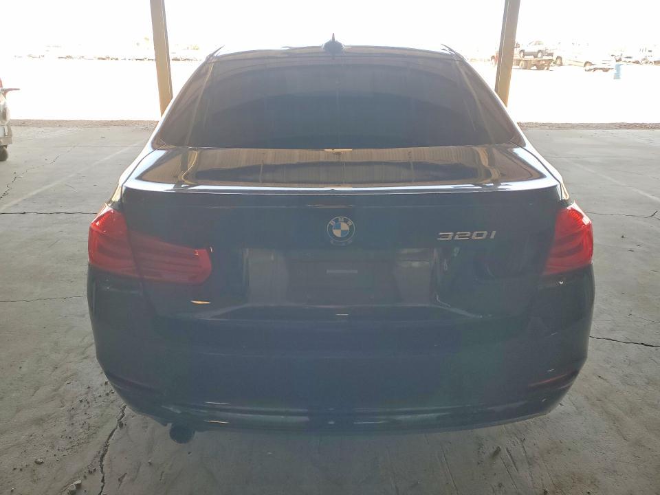 2018 BMW 320 i