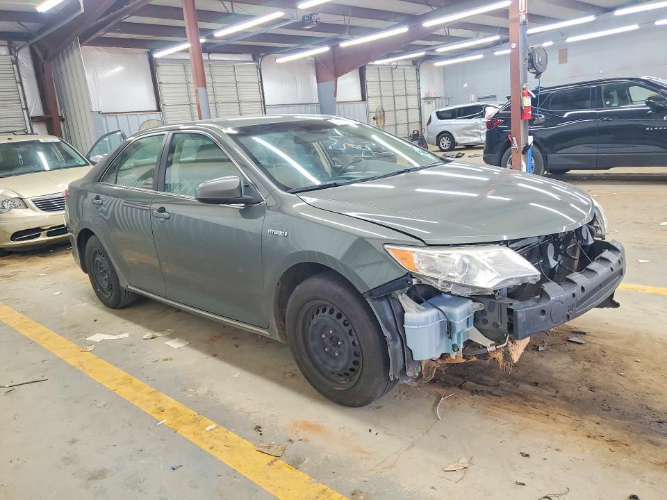 2013 Toyota Camry Hybrid le