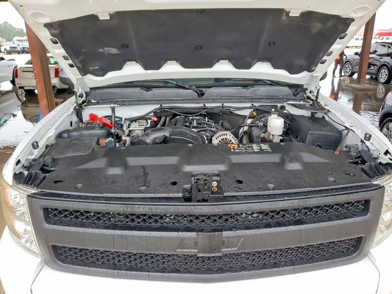 2011 Chevrolet Silverado C1500 LS