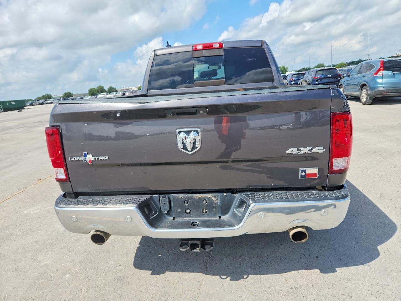 2016 Dodge RAM 1500 SLT