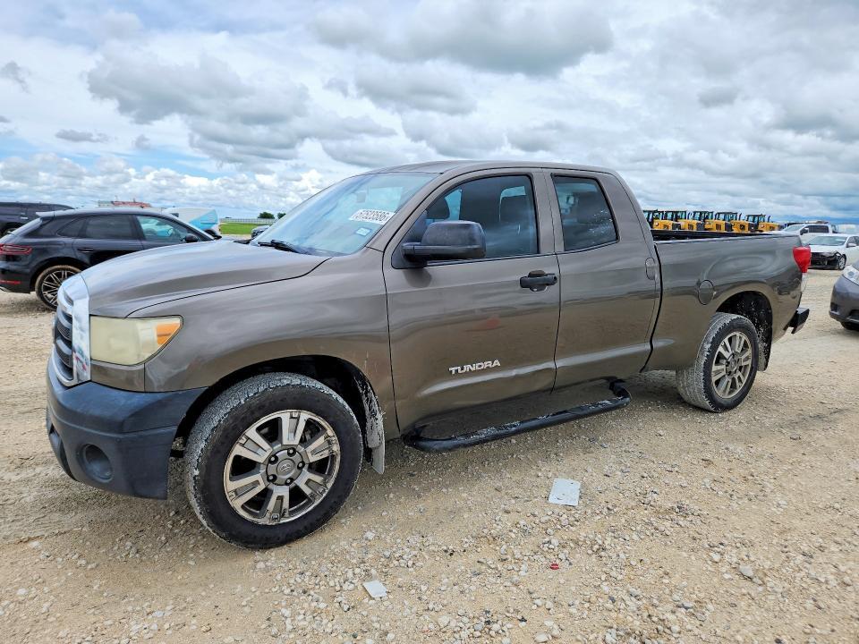 2013 Toyota Tundra Double Cab SR5