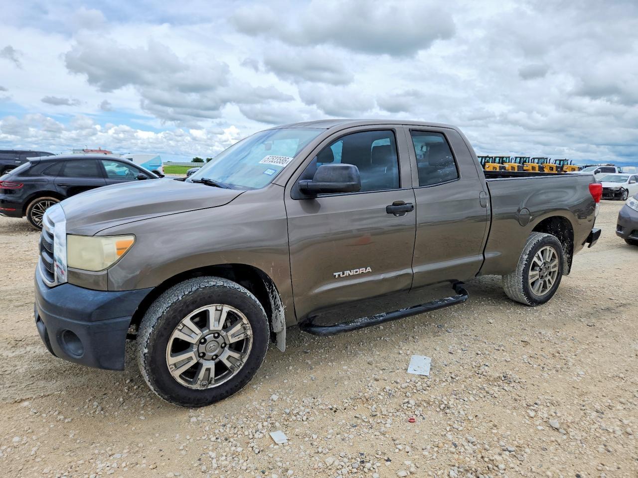 2013 Toyota Tundra Double Cab SR5