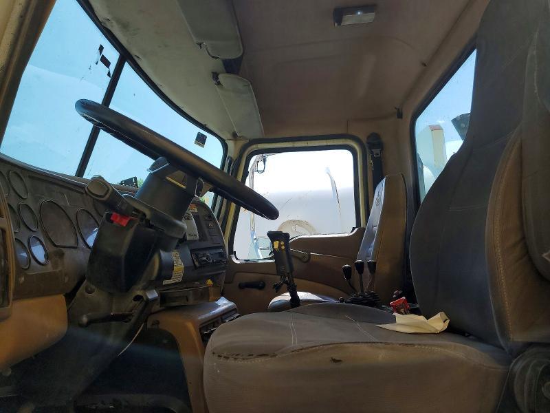 2007 Mack CV713 ROLL-OFF Container Truck
