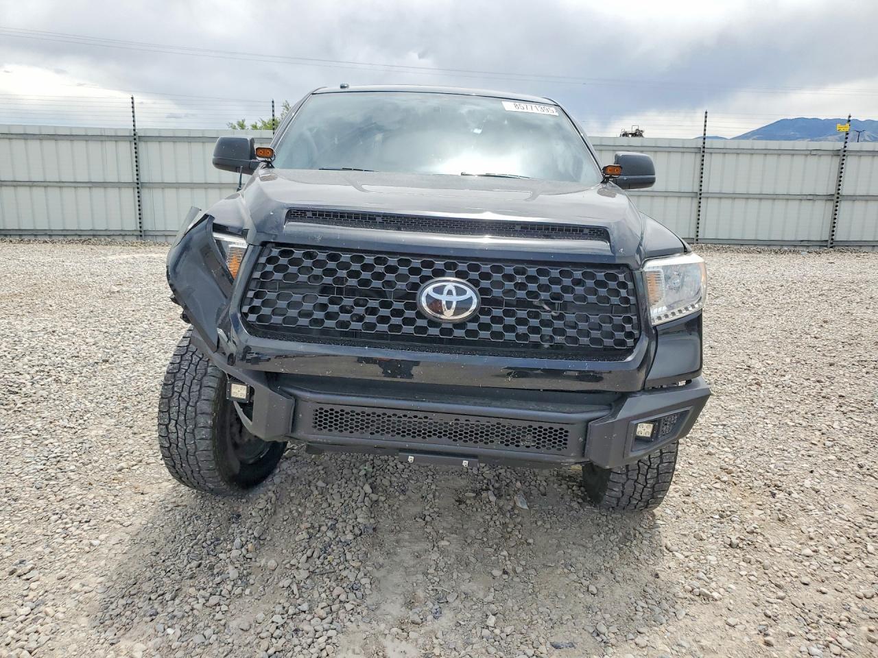 2016 Toyota Tundra Crewmax Limited