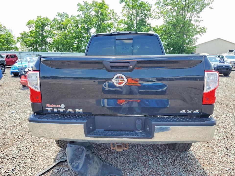 2017 Nissan Titan XD SV