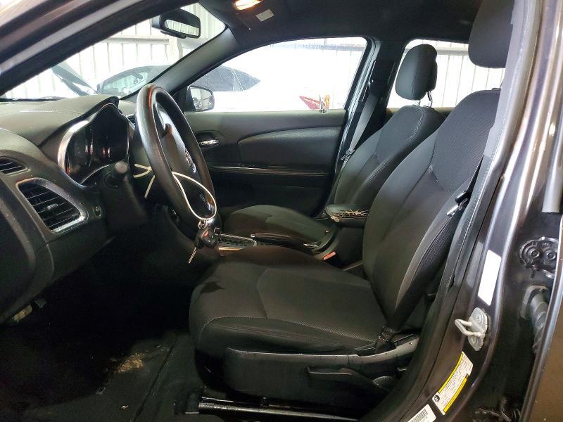 2014 Dodge Avenger se