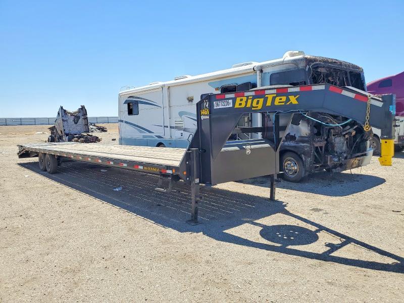 2026 Big Tex 14GN-40D5A-MRBK Equipment Trailer
