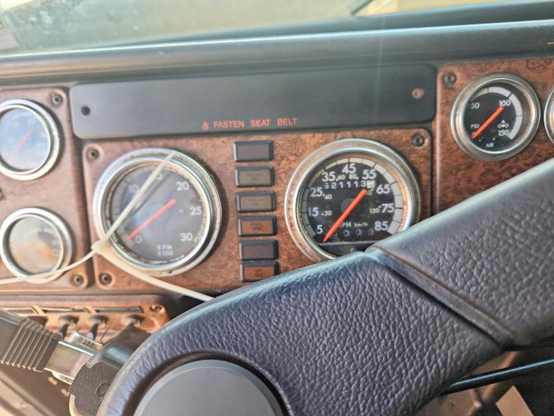 2007 Freightliner Conventional Classic 120