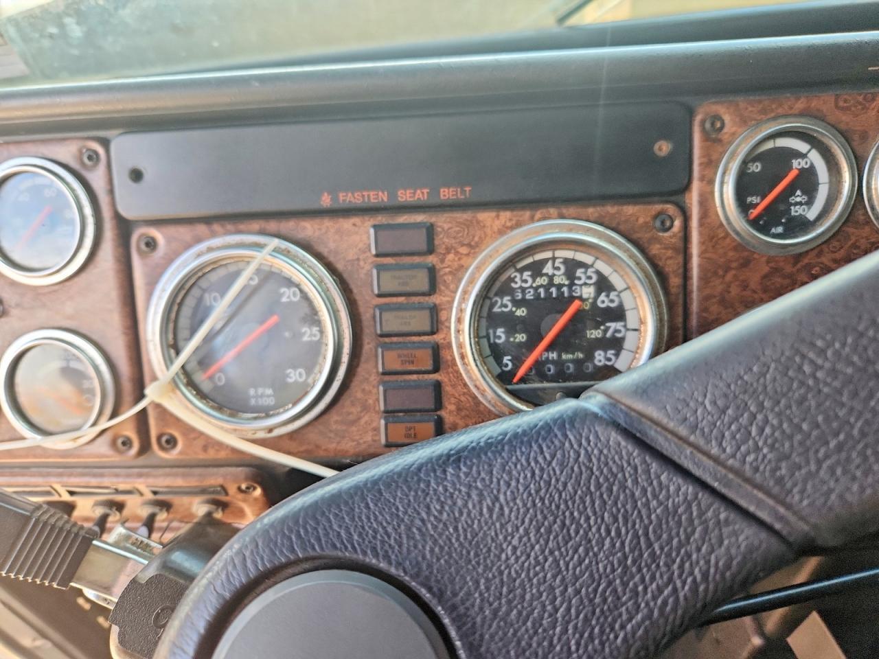 2007 Freightliner Conventional Classic 120