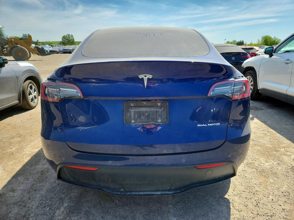 2022 Tesla Mdl y