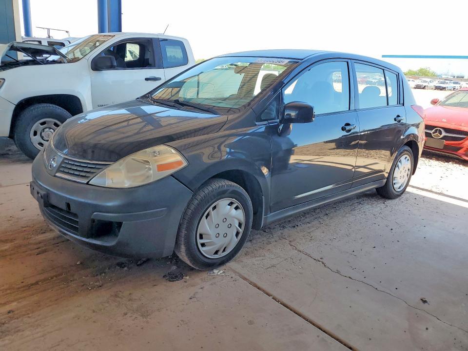 2008 Nissan Versa 1.8 s