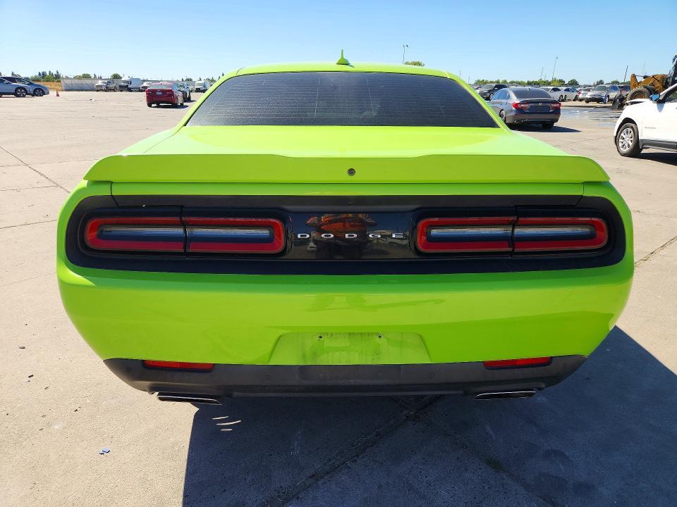 2015 Dodge Challenger sxt Plus