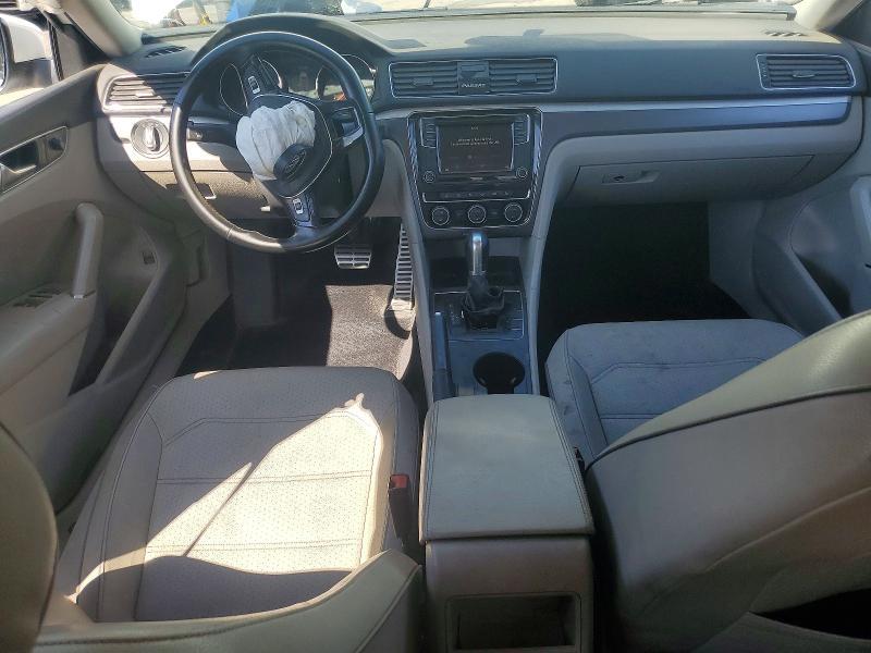 2018 Volkswagen Passat s