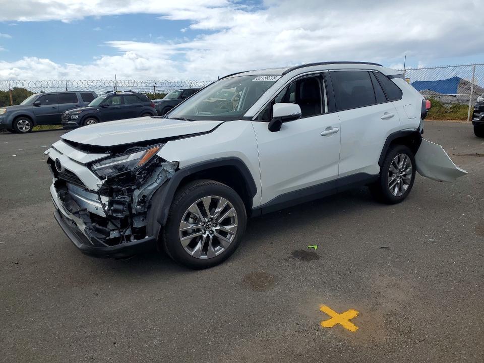 2024 Toyota Rav4 xle Premium