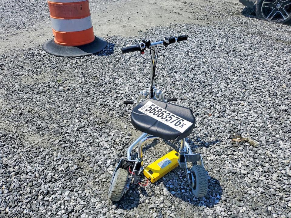 2022 Travepreme Scooter