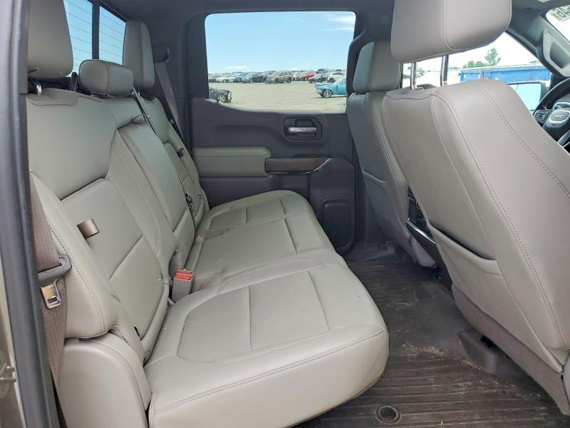 2019 GMC Sierra K1500 slt