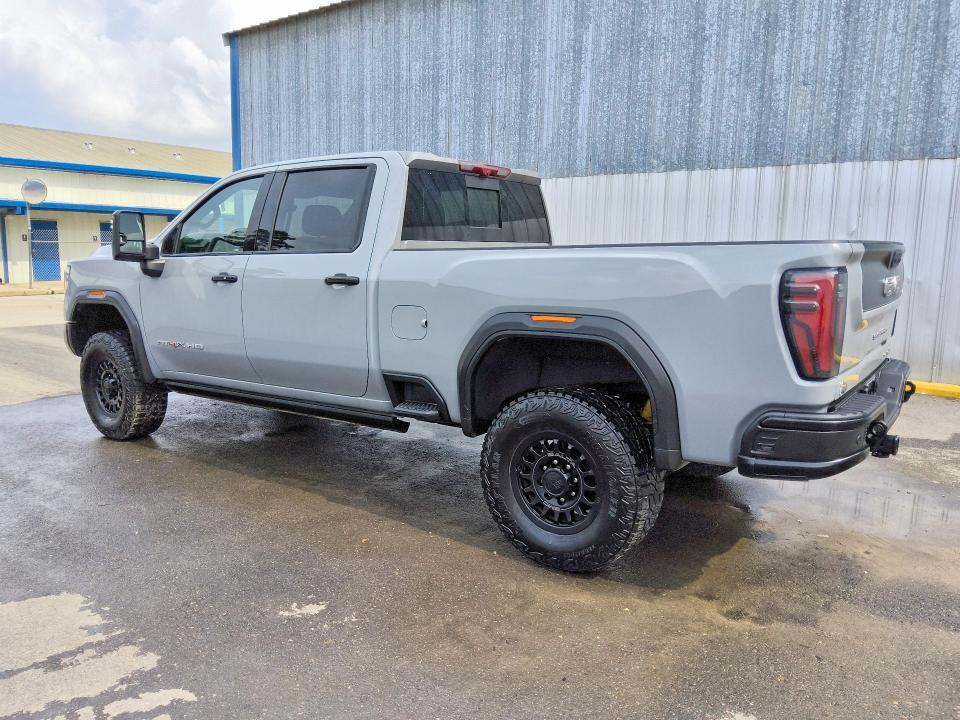 2025 GMC Sierra K2500 AT4X